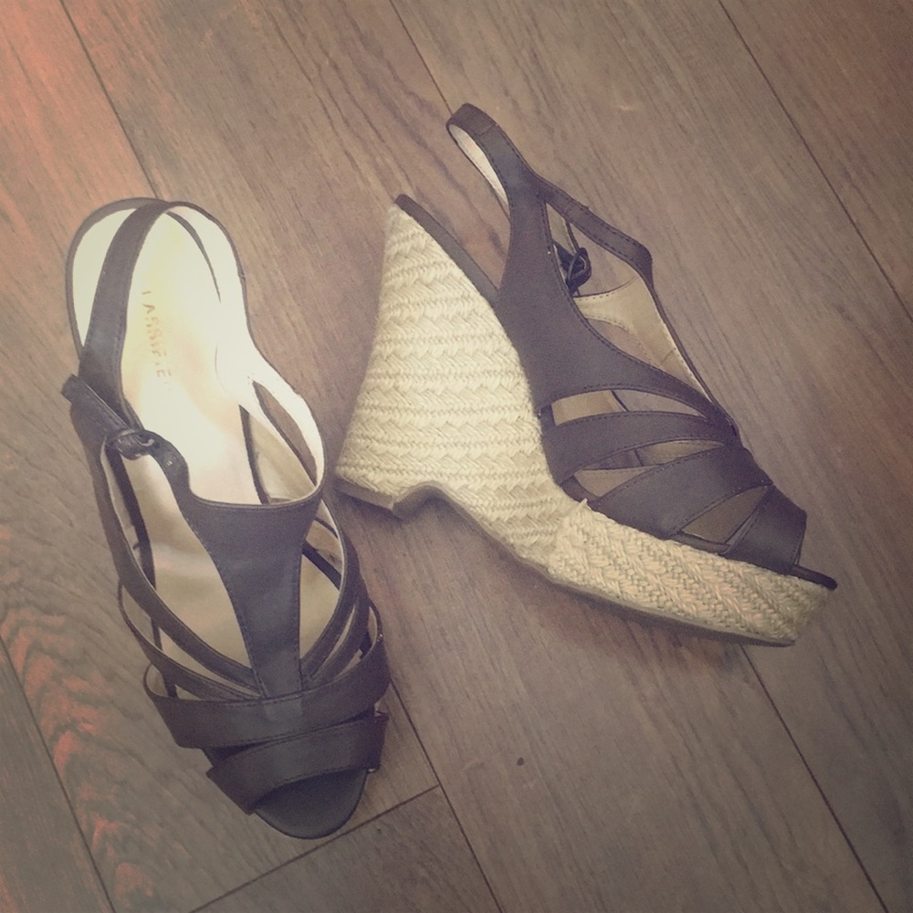 Wedge shoes